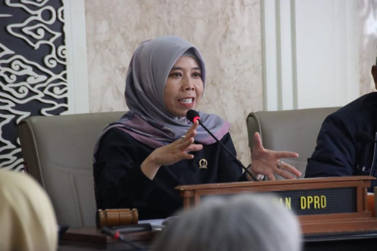 DPRD Jawa Barat bahas penghapusan tenaga honorer dan solusinya