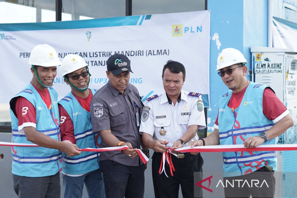 Dukung ekonomi maritim dan beralih ke energi bersih, PLN bangun anjungan listrik mandiri (ALMA) di Pelabuhan Tanjung Ru Belitung