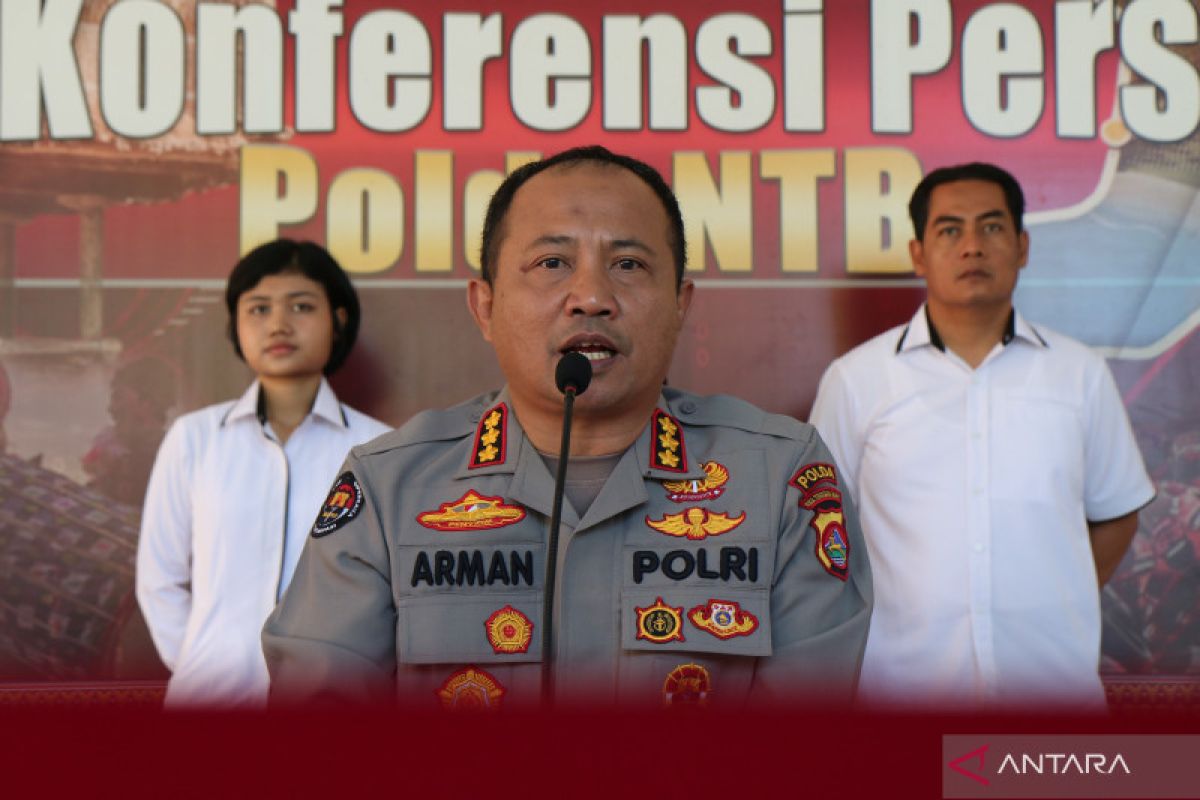 Densus 88 tangkap dua orang di Lombok Timur