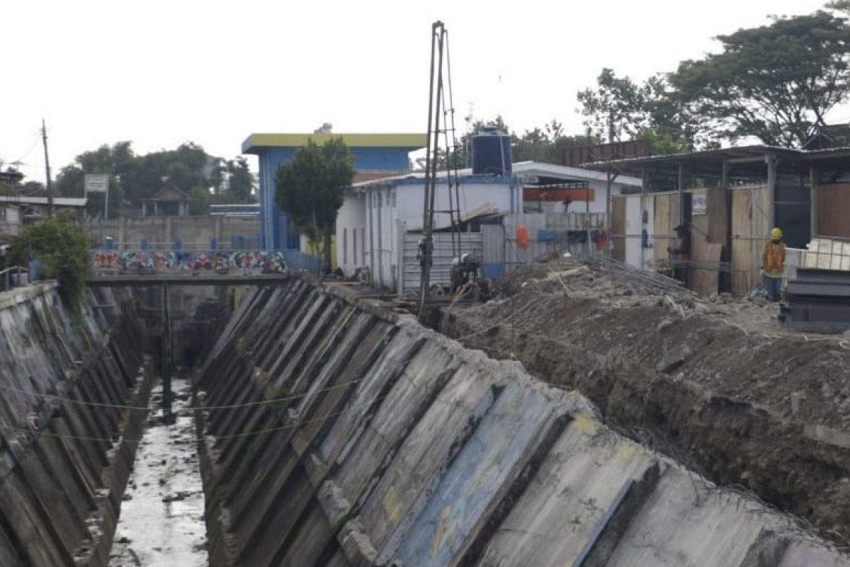 DPUPR Kota Madiun tata saluran air kurangi kawasan kumuh