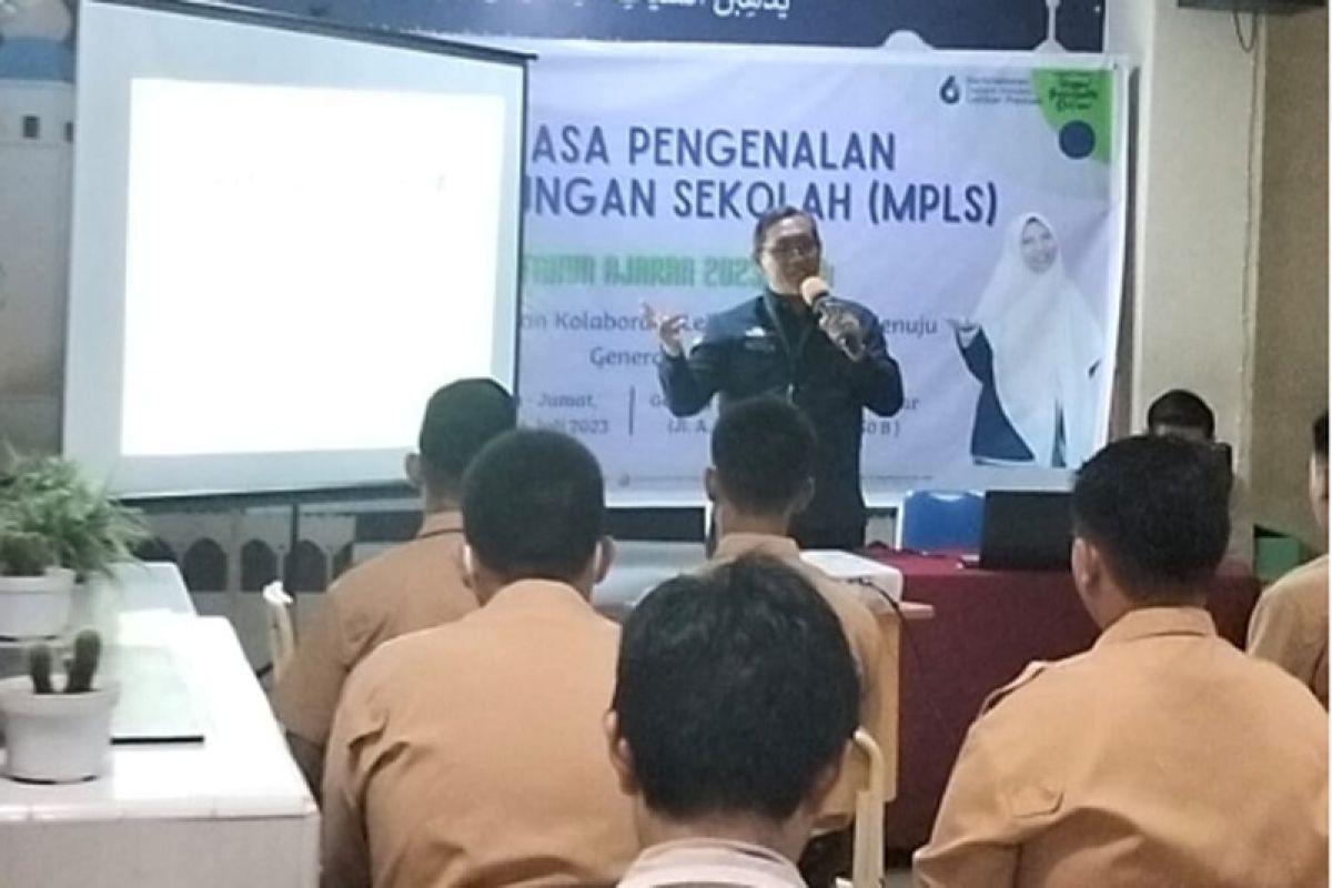 Kemenkumham Sulsel beri penyuluhan hukum pada MPLS