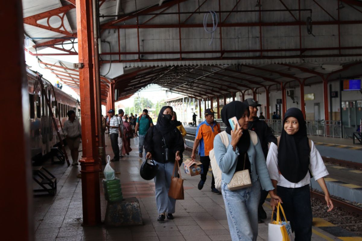 Daop 7 Madiun layani 353.060 penumpang selama libur sekolah