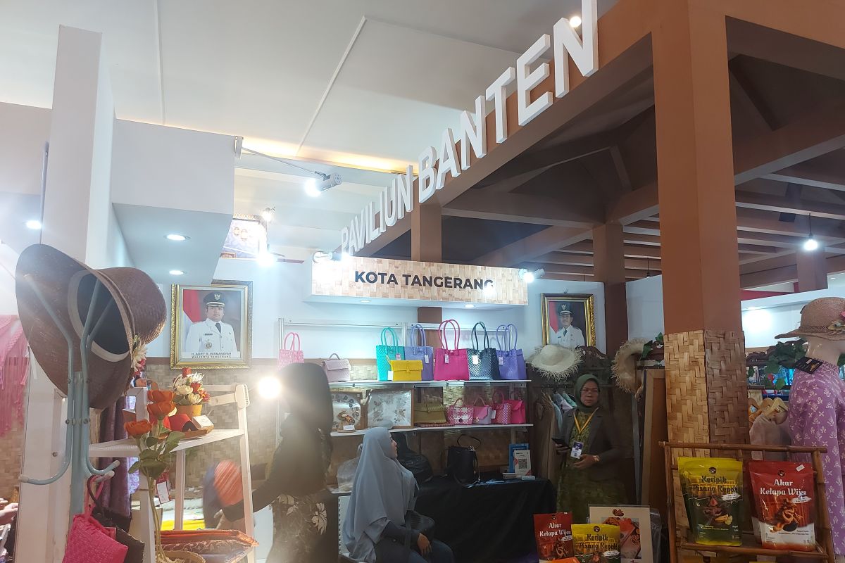 Pedagang UKM di Jakarta Fair akui banyak dagangan dicuri