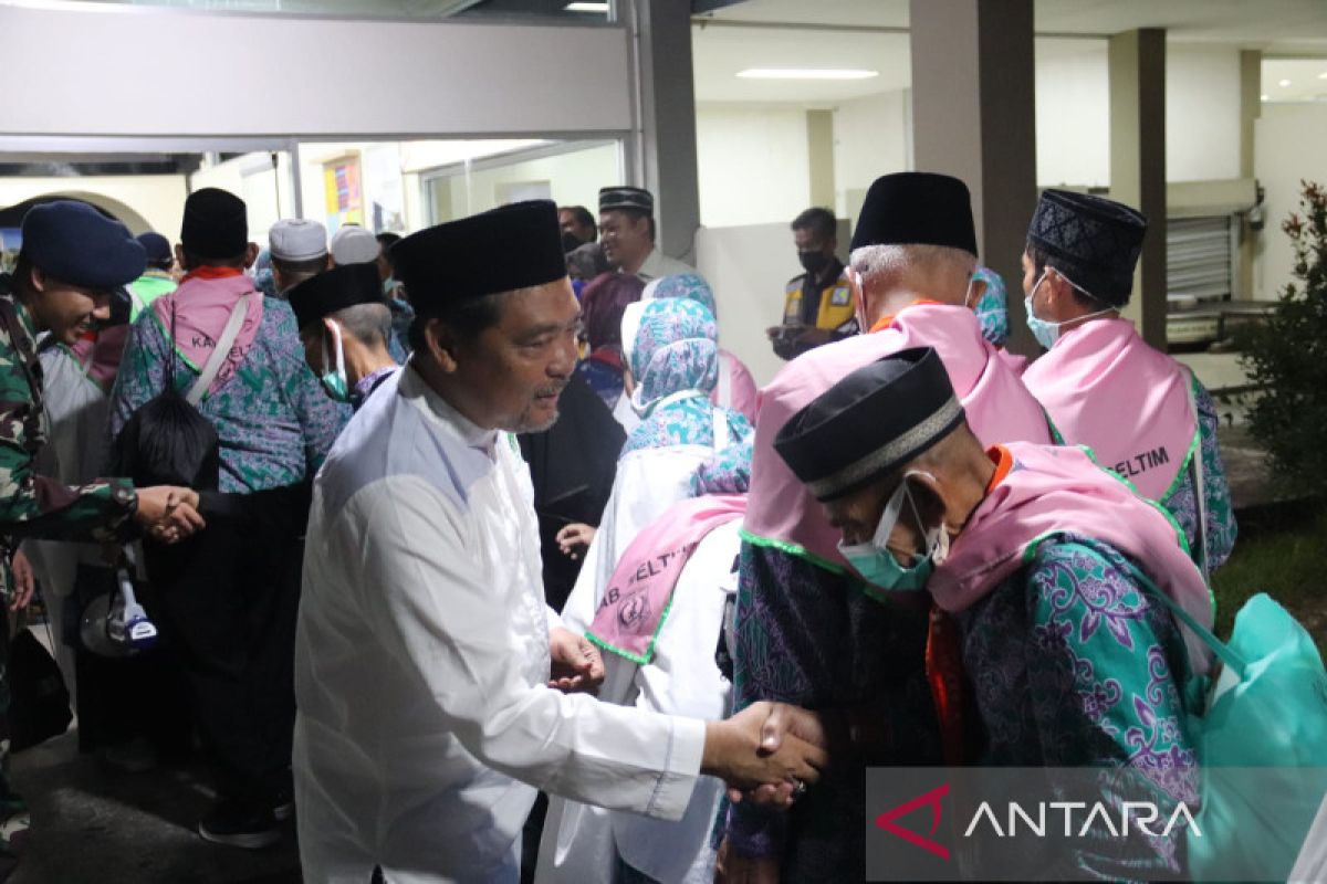 111 jamaah haji tiba di Belitung dengan selamat