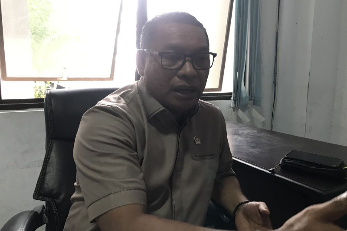 DPRD Ambon minta Pemkot pastikan keamanan penagihan retribusi sampah