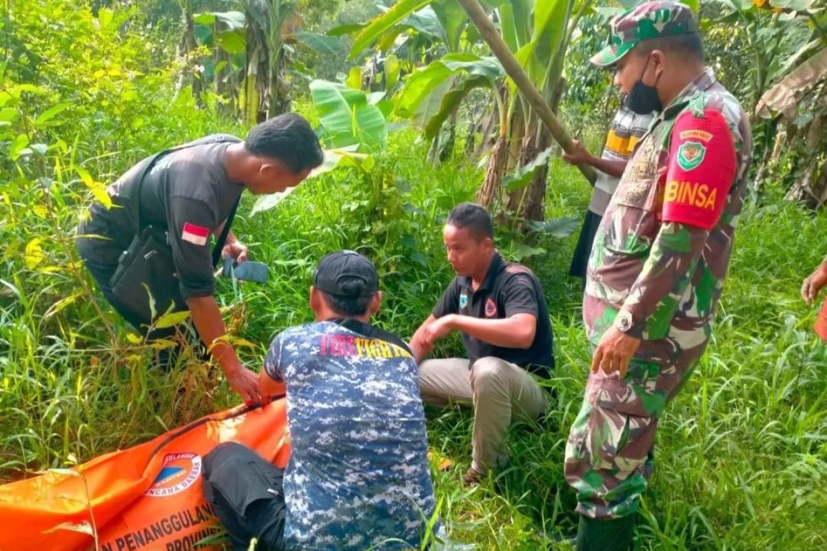 Tim SAR gabungan evakuasi jasad warga diterkam buaya di Sungai Cilemer Pandeglang
