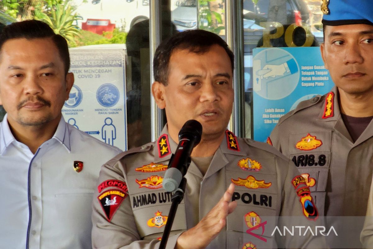 Polda Jateng gagalkan pengiriman empat kilogram sabu dari Kalimantan