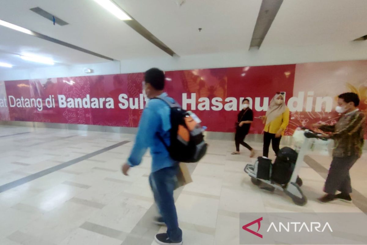 Penumpang Bandara Internasional Hasanuddin menembus lima juta orang  