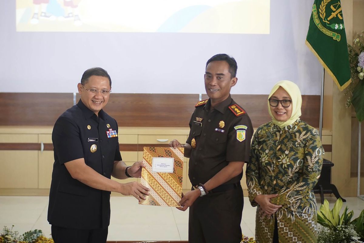 Kejari Kota Batu canangkan program orang tua asuh bayi stunting