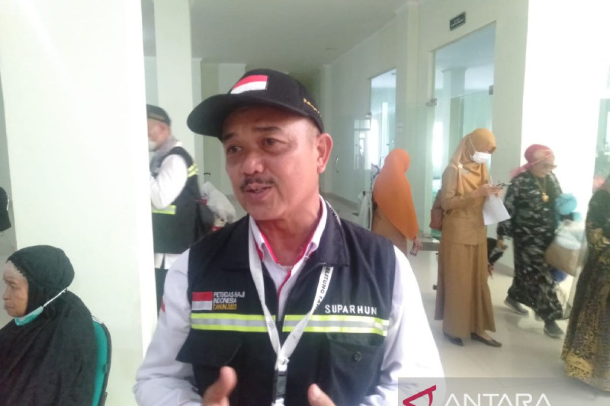 Seorang haji asal Bangka meninggal di pesawat dalam perjalanan pulang