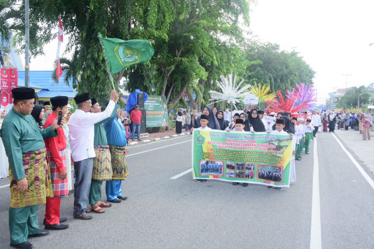 Sambut tahun baru Islam, ribuan santri MDTA Bengkalis pawai akbar