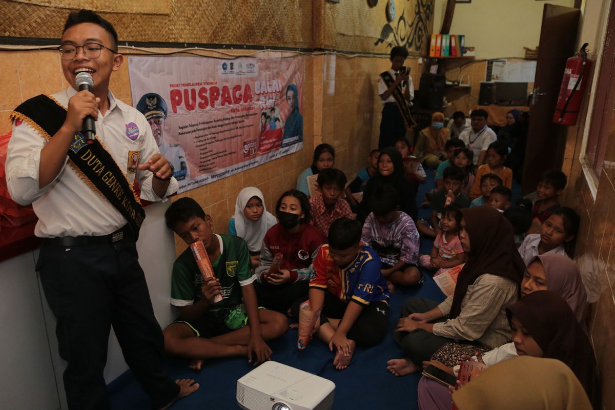 DP3A-P2KB dan FAS sosialisasi program ketahanan remaja di Surabaya