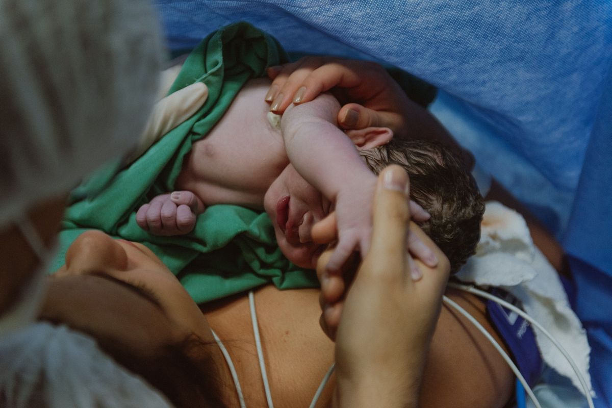 Dokter jelaskan tahapan pemeriksaan kesehatan  bayi baru lahir