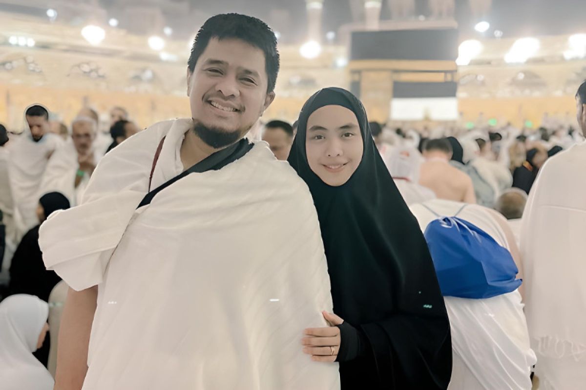 Oki Setiana Dewi rayakan Tahun Baru Islam di Makkah