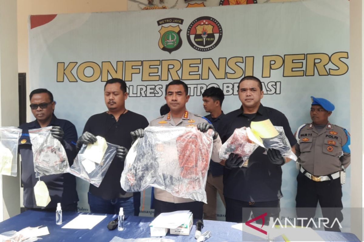 Polres Metro Bekasi tangkap pembunuh sopir taksi daring