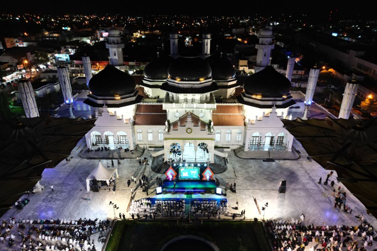 Masyarakat Aceh larut dalam zikir peringati 1 Muharram di Masjid Raya Baiturrahman