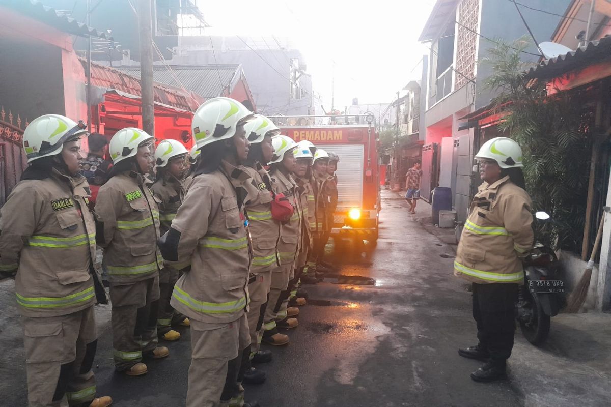 Tujuh rumah di Setiabudi terbakar