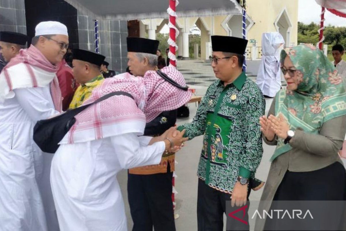 Wakil Bupati sambut langsung kedatangan 44 Jemaah Haji Murung Raya