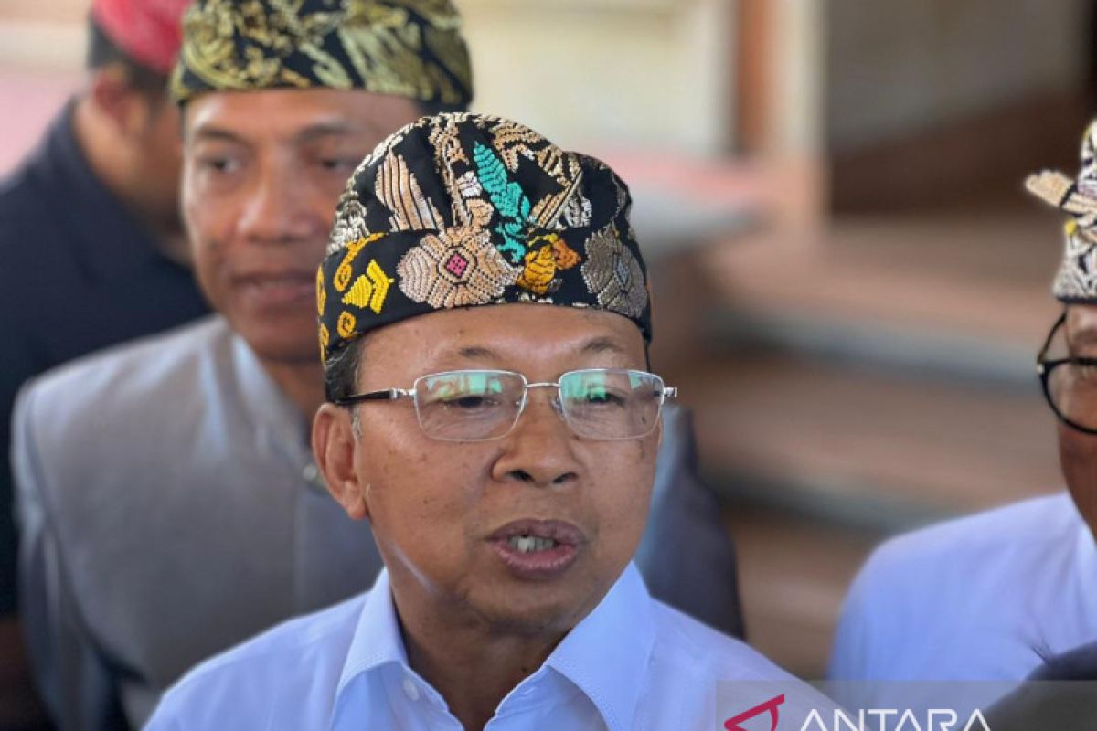 Gubernur Bali copot jabatan oknum kabid Kesbangpol yang pukul stafnya