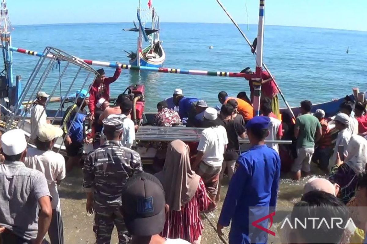 DPRD Situbondo desak otoritas pelabuhan agar tertib berikan izin berlayar