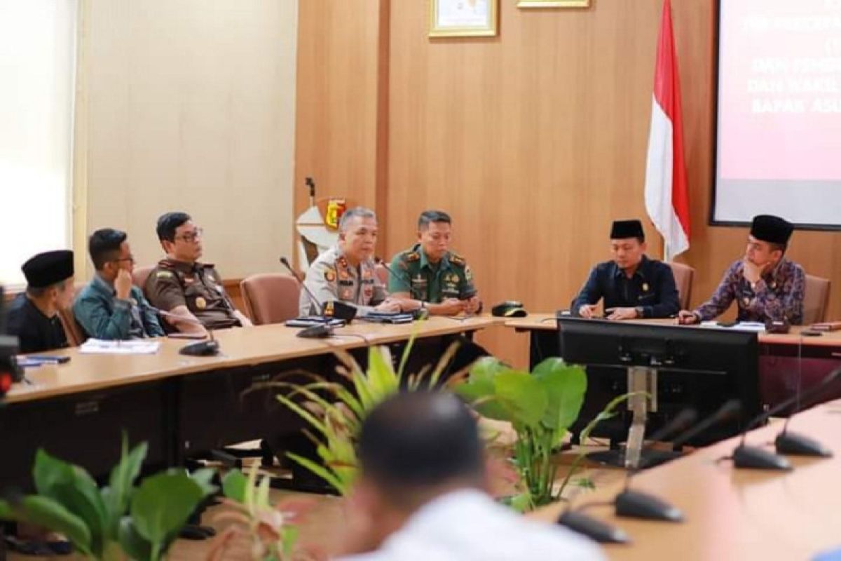 Wako dan Wawako Solok dikukuhkan jadi bapak asuh anak stunting Kota Solok