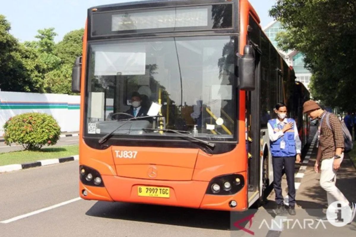 Tarif bus TransJakarta dari Terminal Kalideres ke Bandara Soetta mungkin di atas Rp3.500