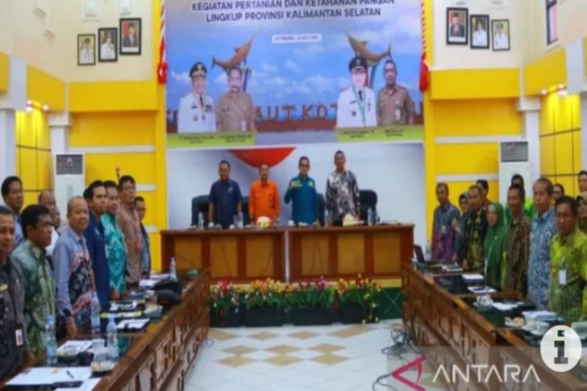 Kotabaru's Secretary opens South Kalimantan agricultural meeting