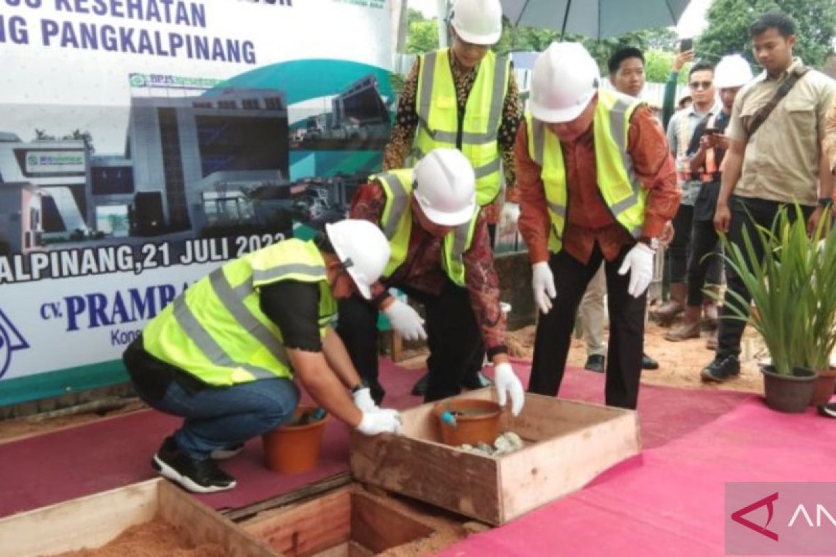 Wali Kota Pangkalpinang hadiri peletakan batu pertama gedung BPJS kesehatan, dibangun dengan konsep ecogreen