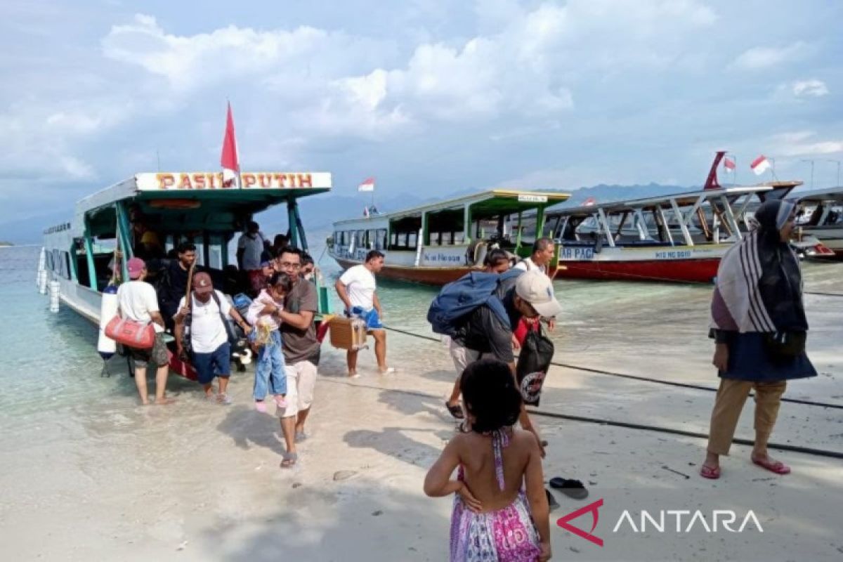 Ribuan turis asing kunjungi kawasan wisata Gili Trawangan di NTB