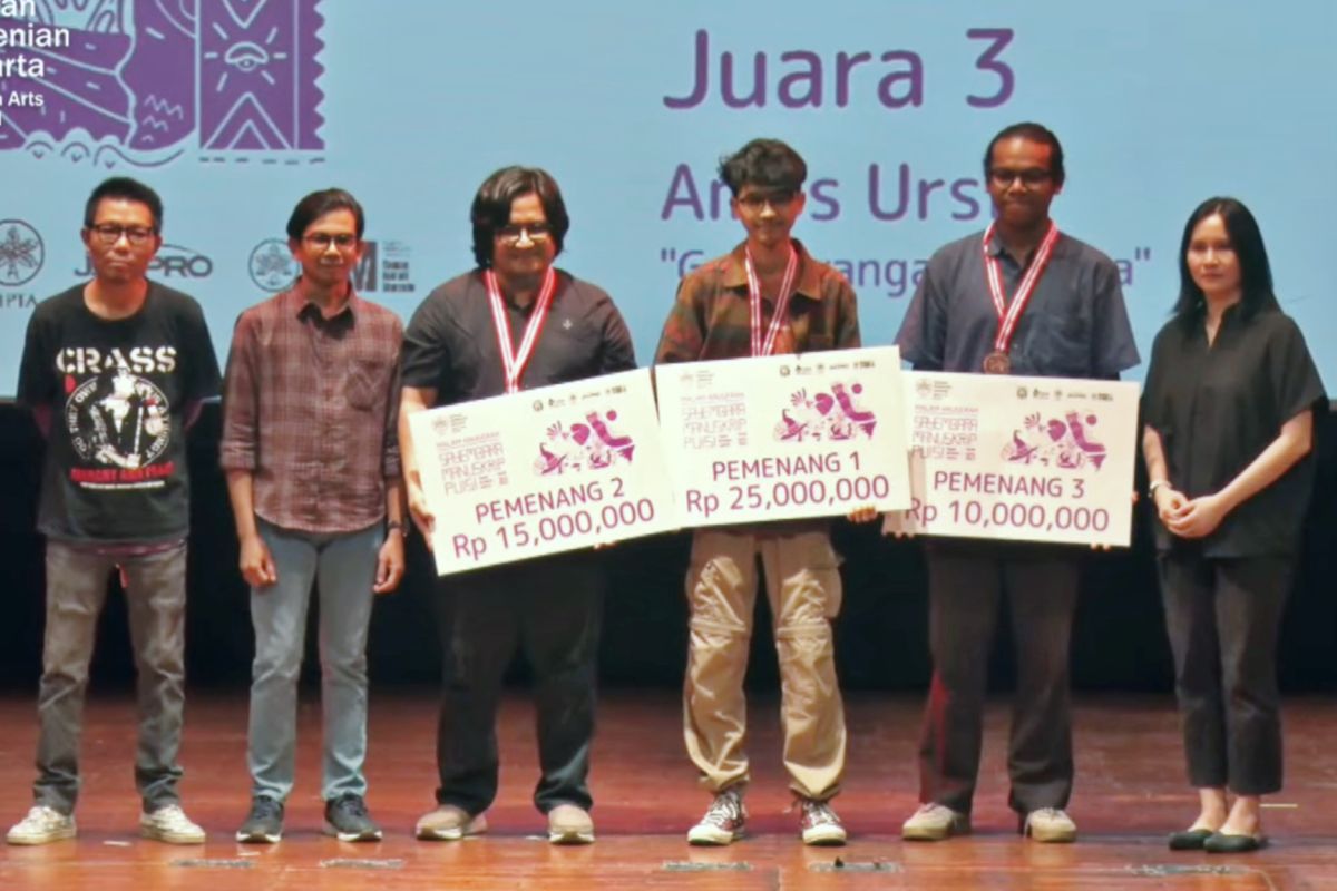 DKJ hadiahi pemenang lomba puisi dan novel total Rp130 juta