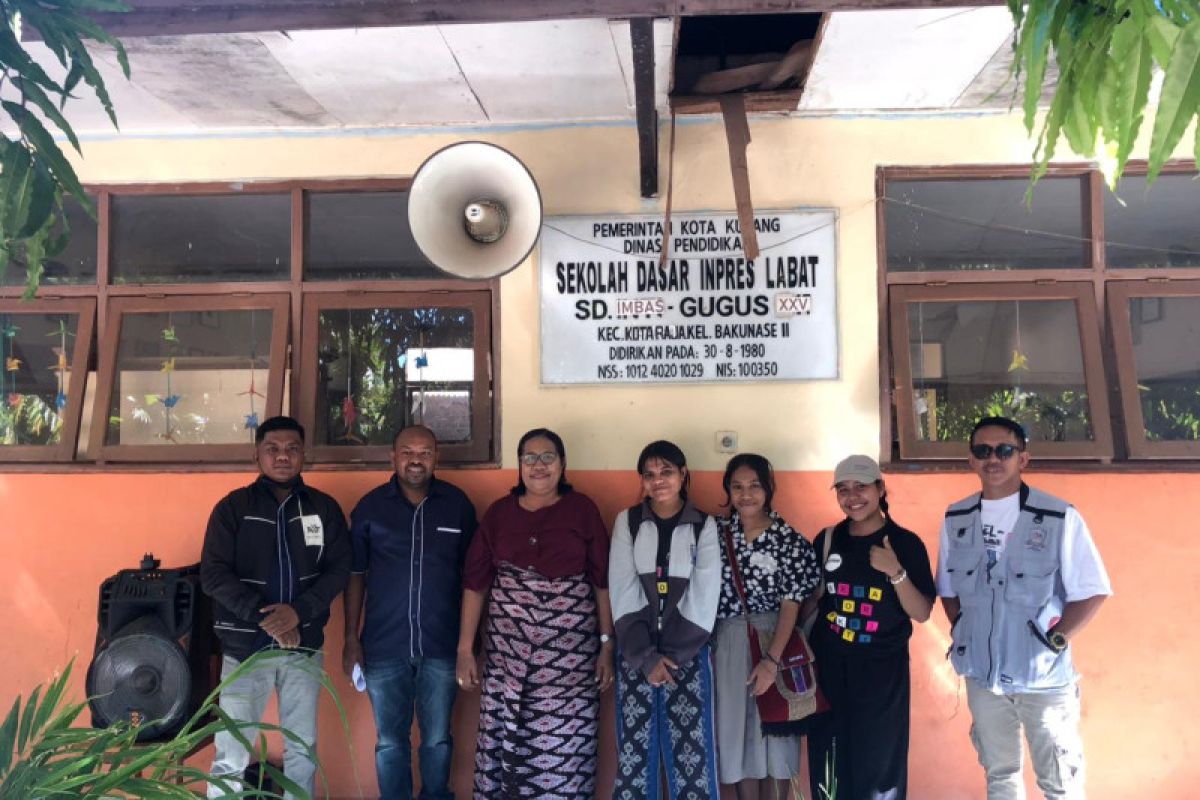 Forum Remaja PKBI NTT bersama PPA Cluster Central Kupang lakukan SPA Road to School
