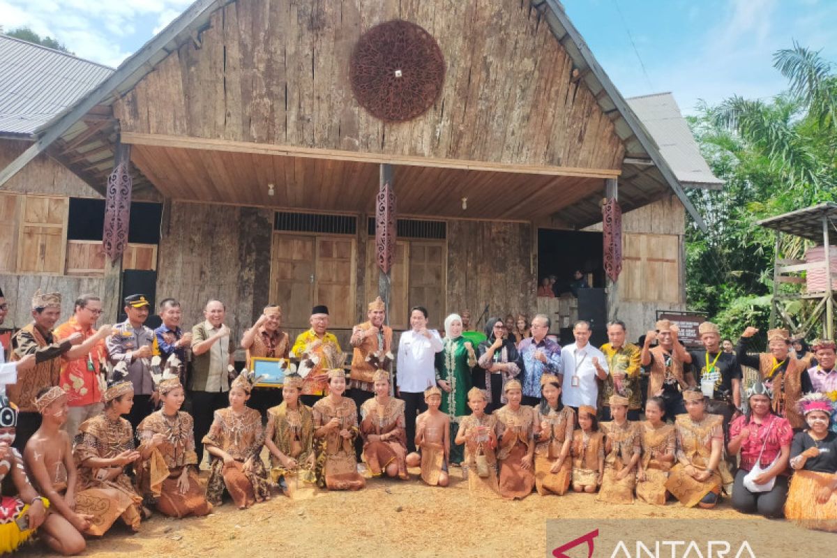 Festival budaya Mesiwah Pare Gumboh ke-5 berlangsung meriah