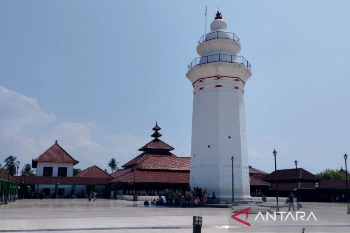 Komplek Masjid Agung Banten tujuan wisata religi di bulan Muharram