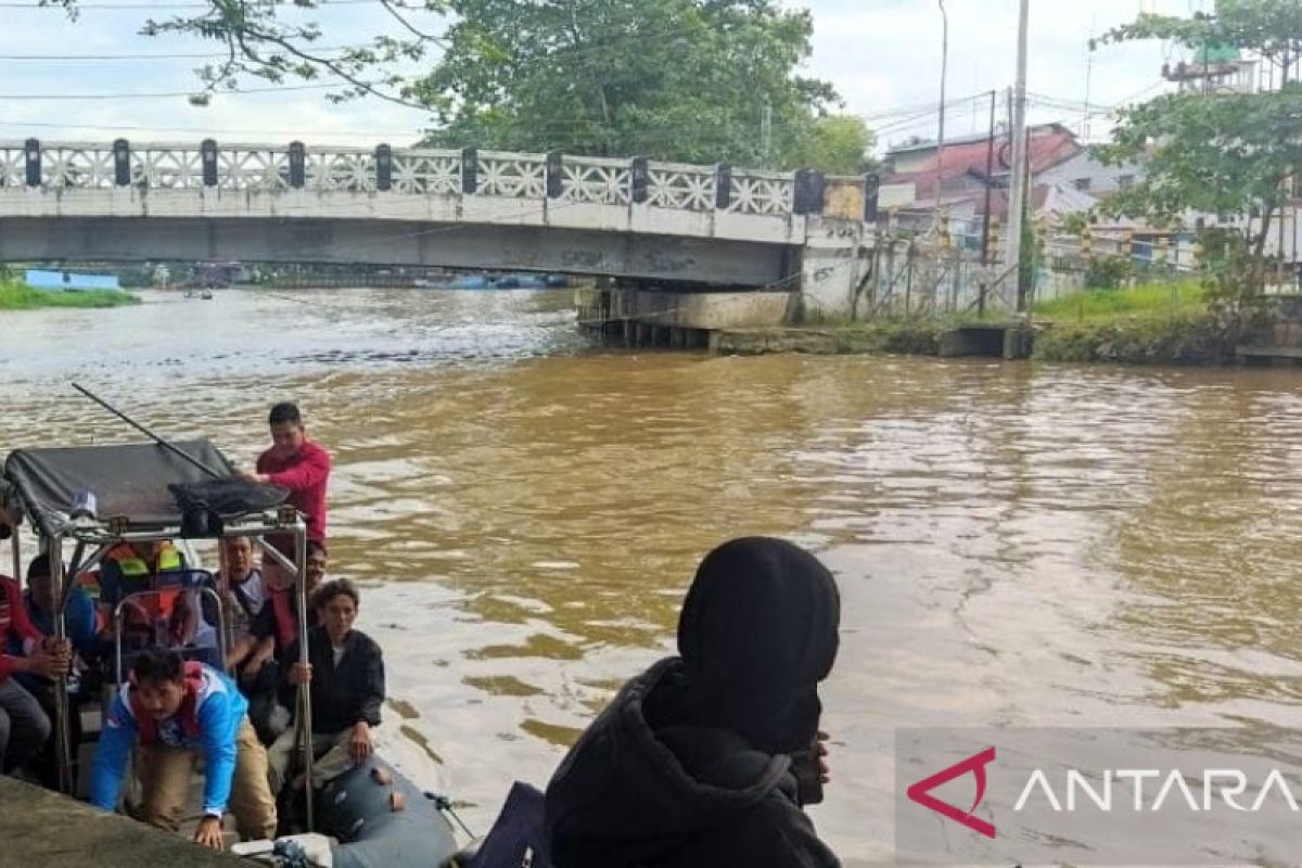Pemkot Samarinda rutinkan pembersihan Sungai Karang Mumus