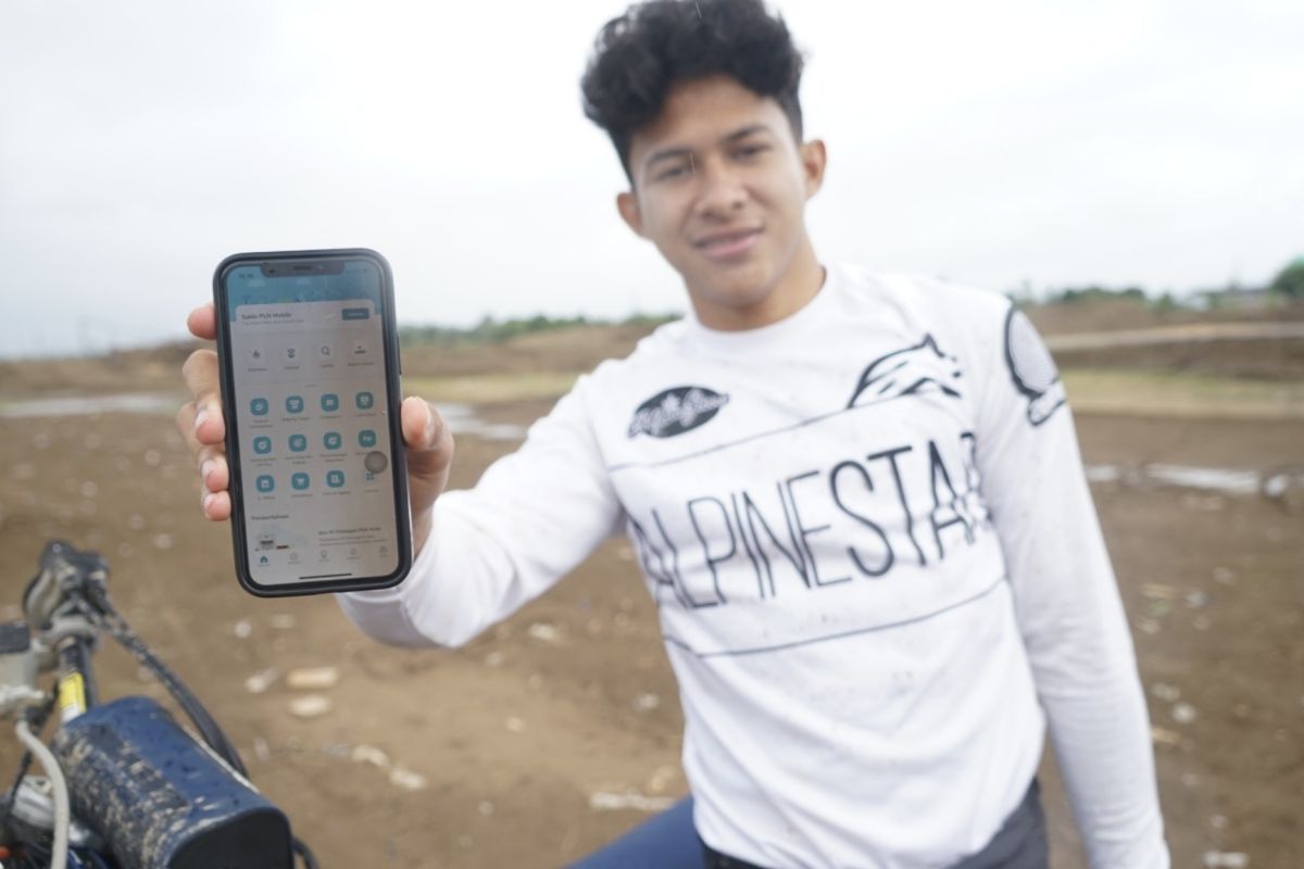 Crosser MX2 asal Lombok ini terkesan dengan transformasi layanan PLN Mobile