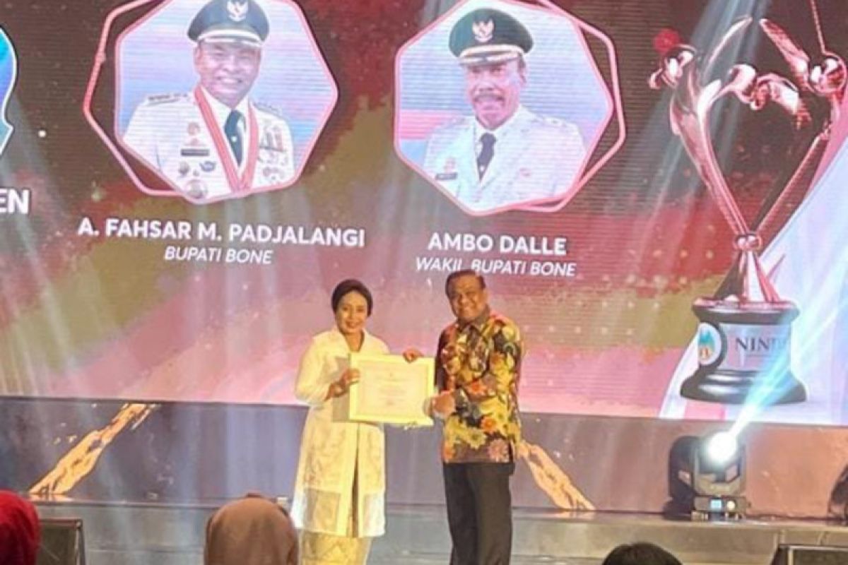 Pemkab Bone raih penghargaan Kabupaten Layak Anak kategori Nindya