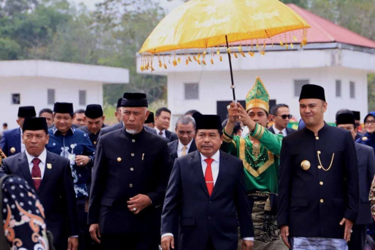 Puncak hari jadi Kabupaten Sijunjung ke-74 dihadiri Wako Solok