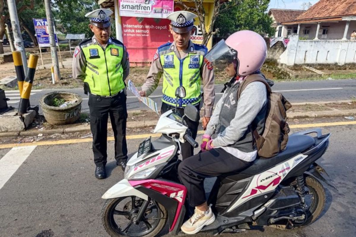 Puluhan kendaraan kena tilang pada Ops Krakatau di Lampung Timur