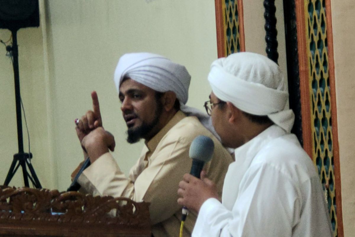 Habib Muhdar dari Hadramaut ungkap kedahsyatan shalat Subuh berjamaah