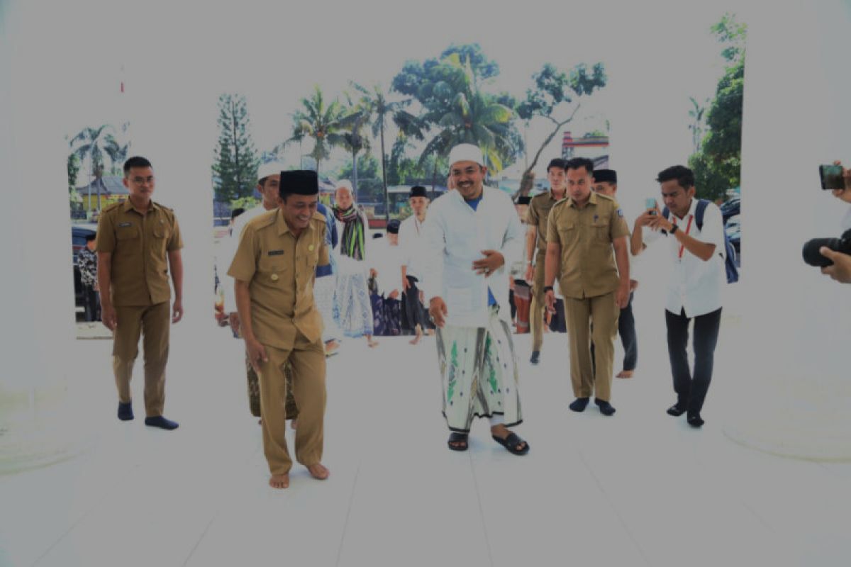 KHR Muhammad Kholil As'ad berkunjung ke Lombok Tengah NTB