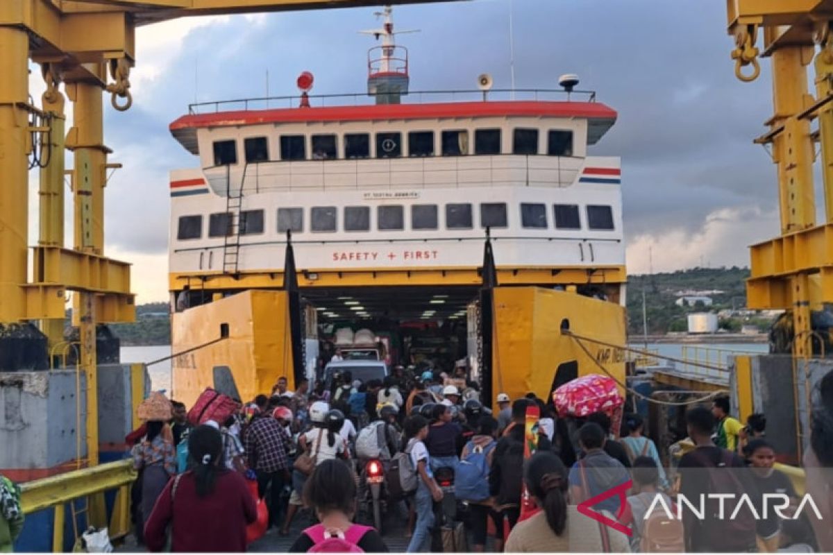 ASDP Kupang tutup sementara empat lintasan penyeberangan di NTT