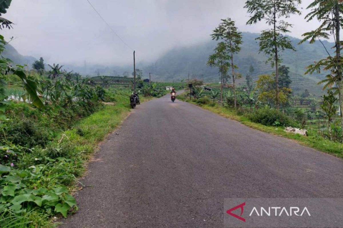 DPUPR Wonosobo lakukan peningkatan jalan ke objek wisata