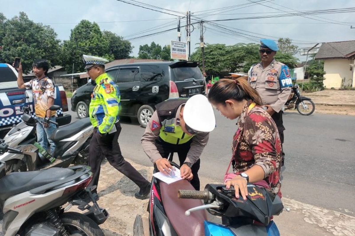 Selama Operasi Krakatu, Polda Lampung keluarkan 1.462 surat tilang