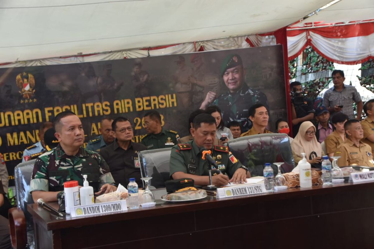 Pangdam: Manfaatkan Air Bersih dari TNI AD Manunggal Air