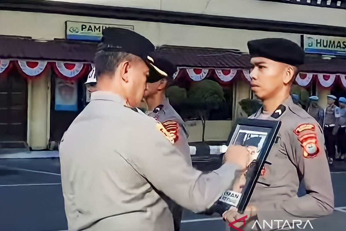 Empat polisi di Makassar diberhentikan dengan tidak hormat