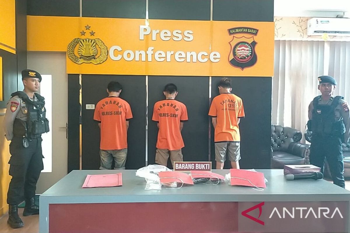 Polisi tangkap tiga pengedar narkoba di Singkawang