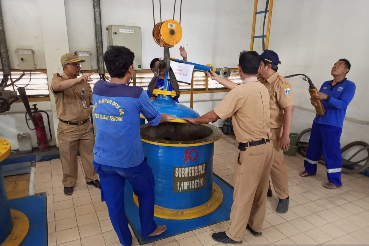 SDA Jakpus cek kesiapan sarana pengendali banjir di lima lokasi