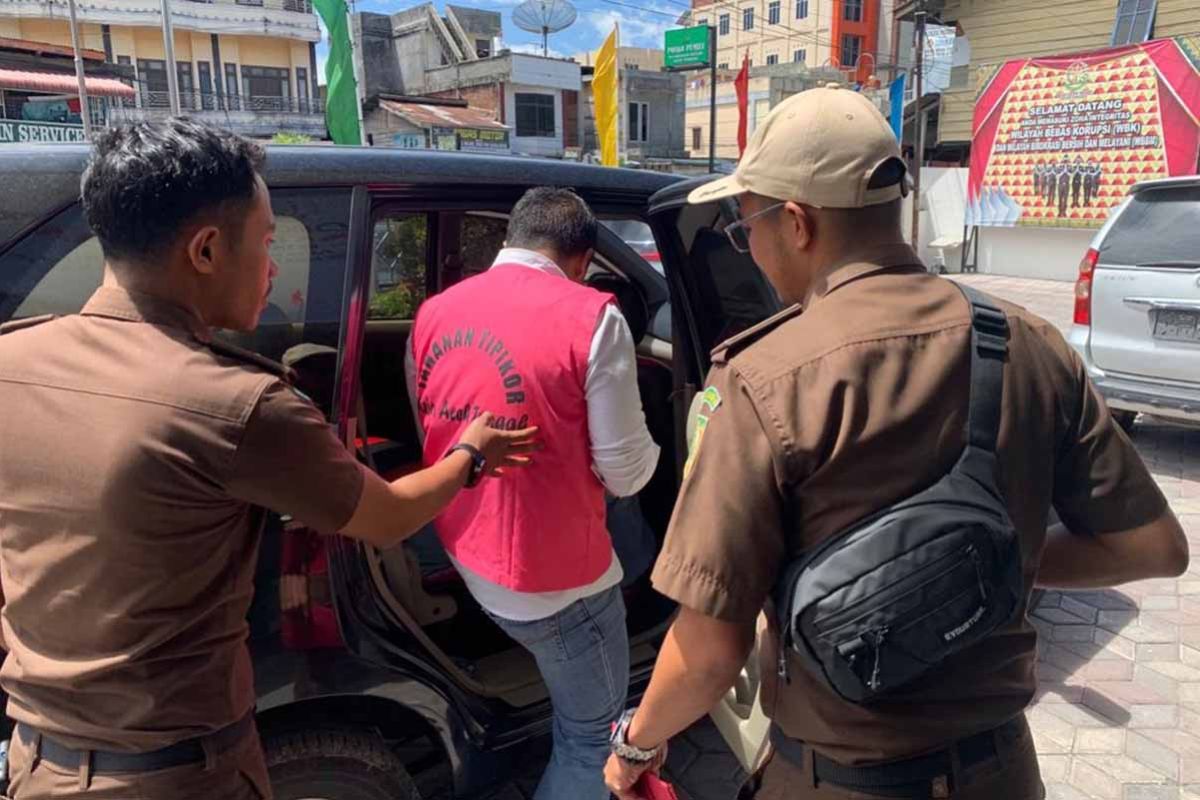 Kejaksaan tahan eks bendahara Disdagkop Aceh Tengah terkait korupsi pengadaan tanah