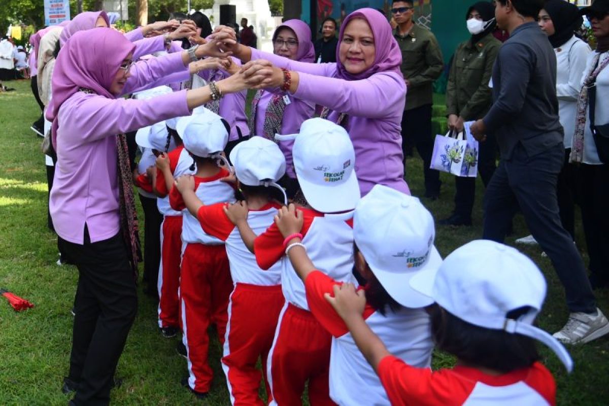 Kemendikbud gencarkan sekolah sehat via permainan tradisional