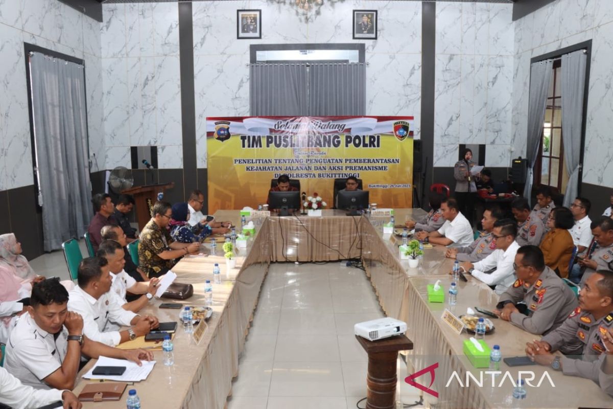 Polri gelar penelitian pemberantasan preman dan kejahatan jalanan di Bukittinggi